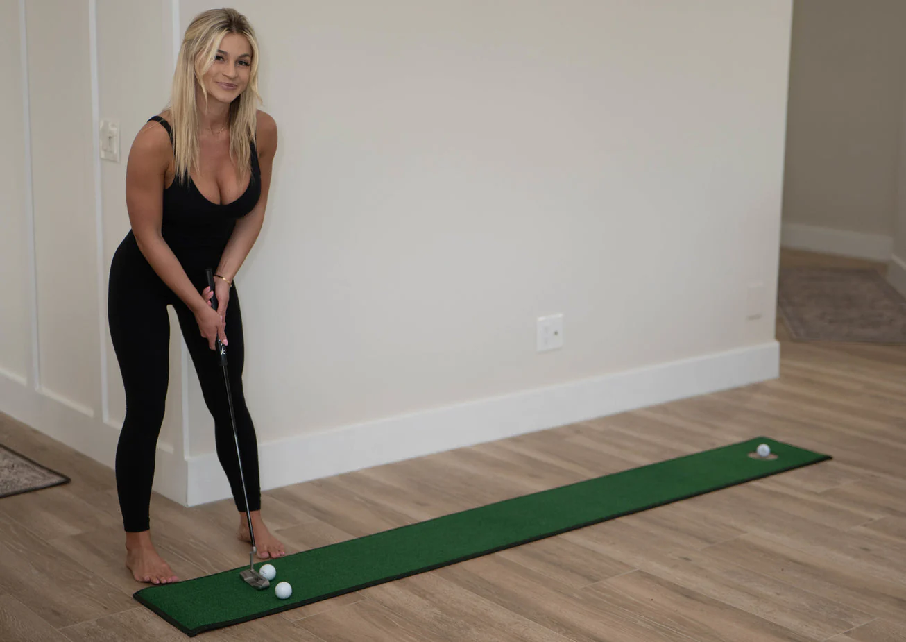 Home Putt - Portable Golf Putting Mat - Perfect Golf Training Aid to Practice your Golf Game Everywhere You Go - 1 Ft by 8 Ft Mini  Golf Putting Green - Image 4