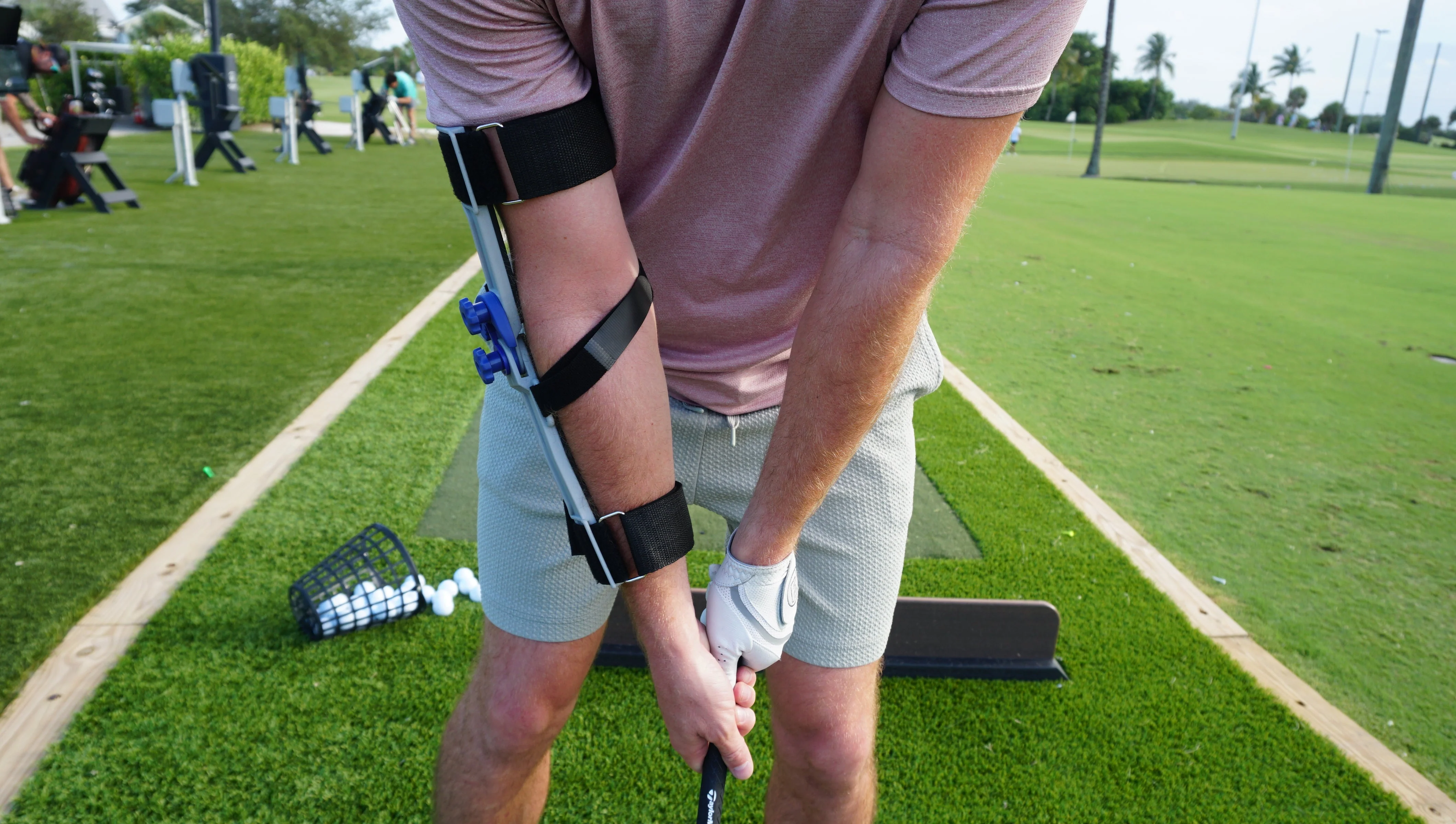Right Angle V2 Golf Swing Elbow Brace – Backswing Trainer for Trail Arm Position - Image 12