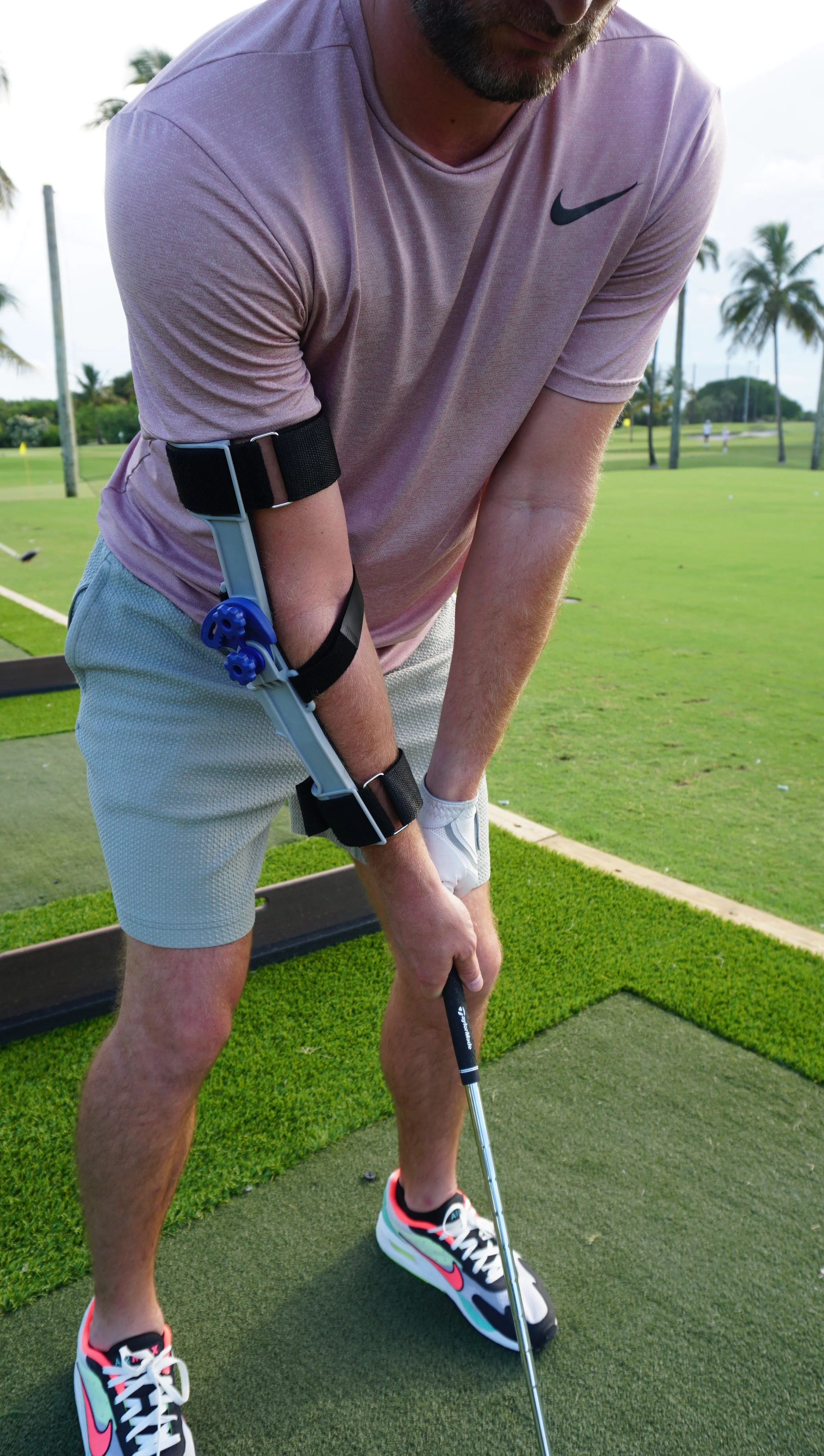 Right Angle V2 Golf Swing Elbow Brace – Backswing Trainer for Trail Arm Position - Image 14