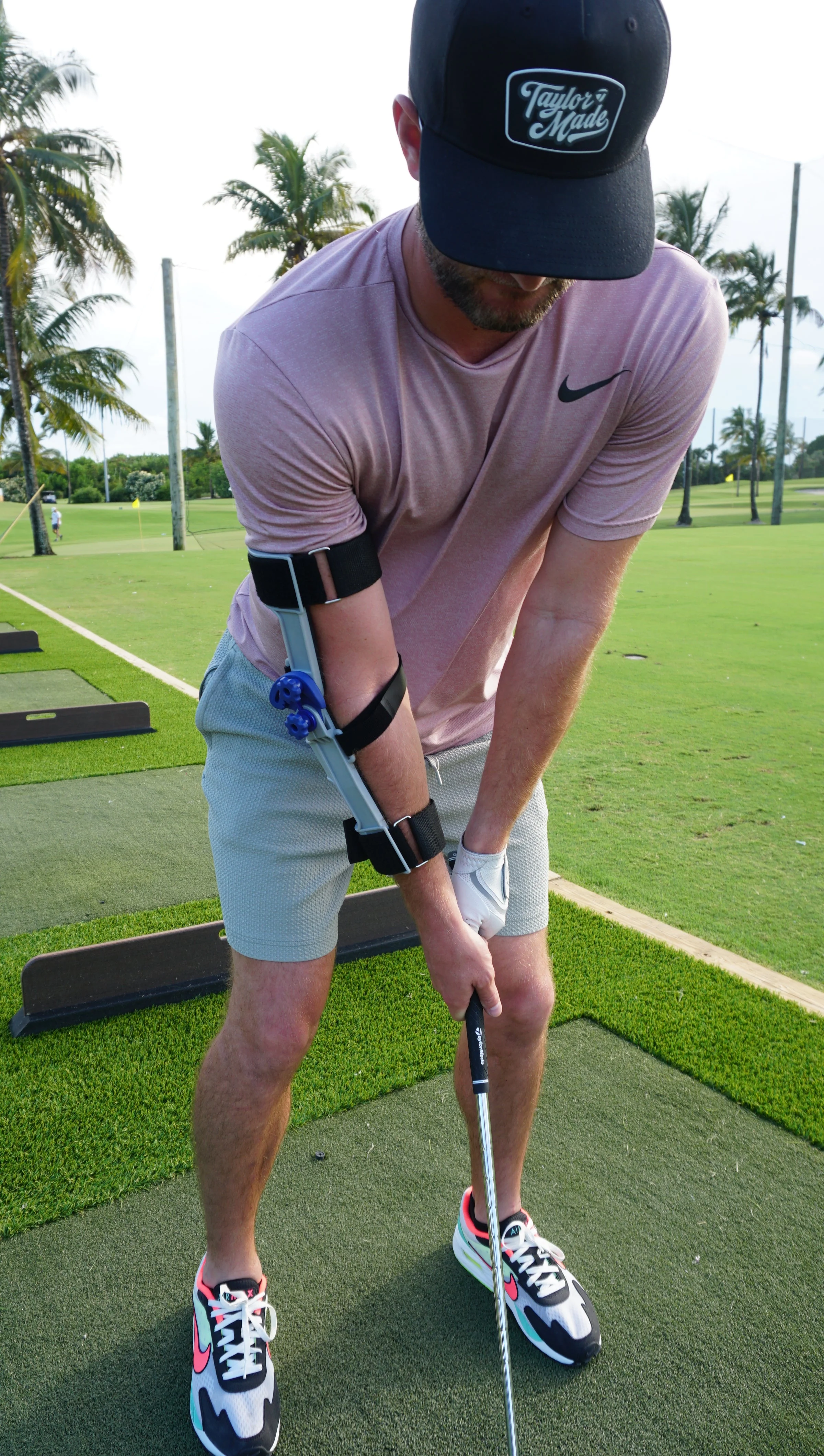Right Angle V2 Golf Swing Elbow Brace – Backswing Trainer for Trail Arm Position - Image 6